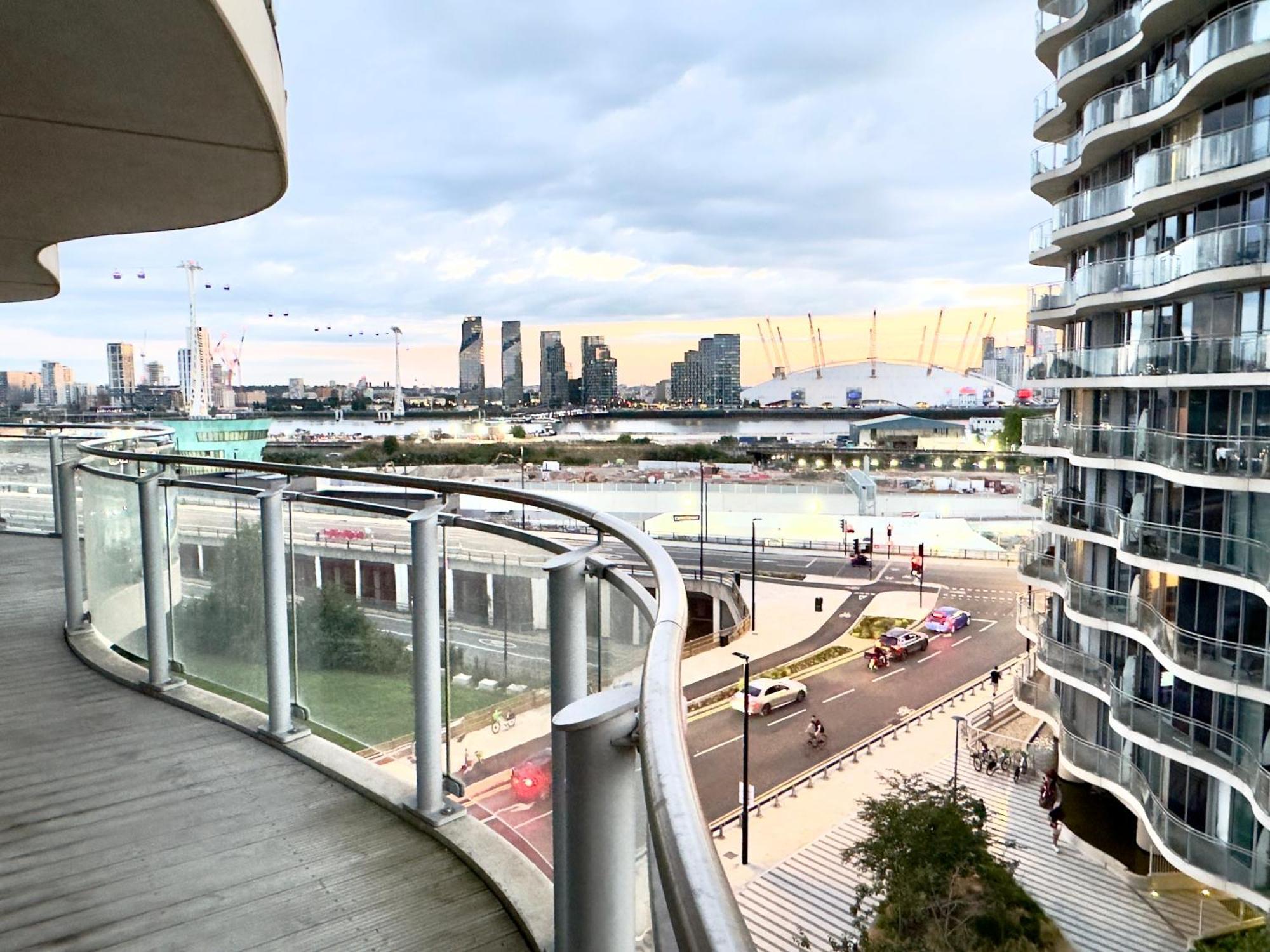 London Excel Cosy Apartment With Balcony & River View Close To O2 Arena, Cable Car, City Hall Eksteriør billede