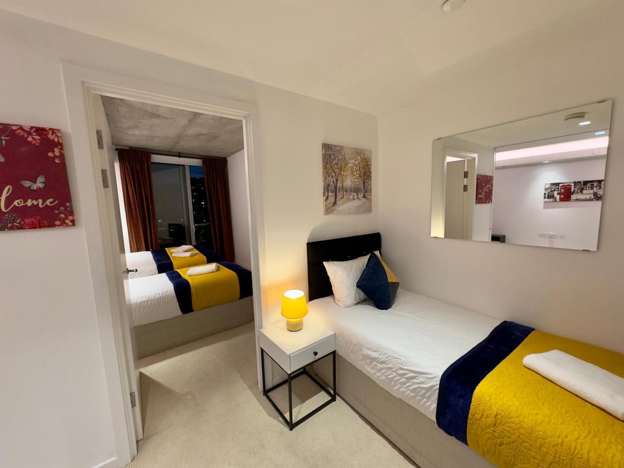 London Excel Cosy Apartment With Balcony & River View Close To O2 Arena, Cable Car, City Hall Eksteriør billede
