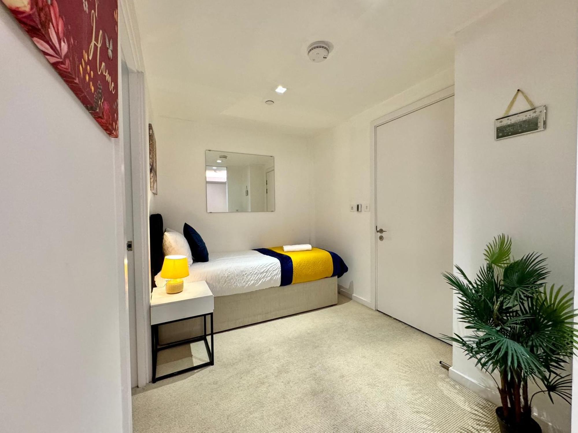 London Excel Cosy Apartment With Balcony & River View Close To O2 Arena, Cable Car, City Hall Eksteriør billede
